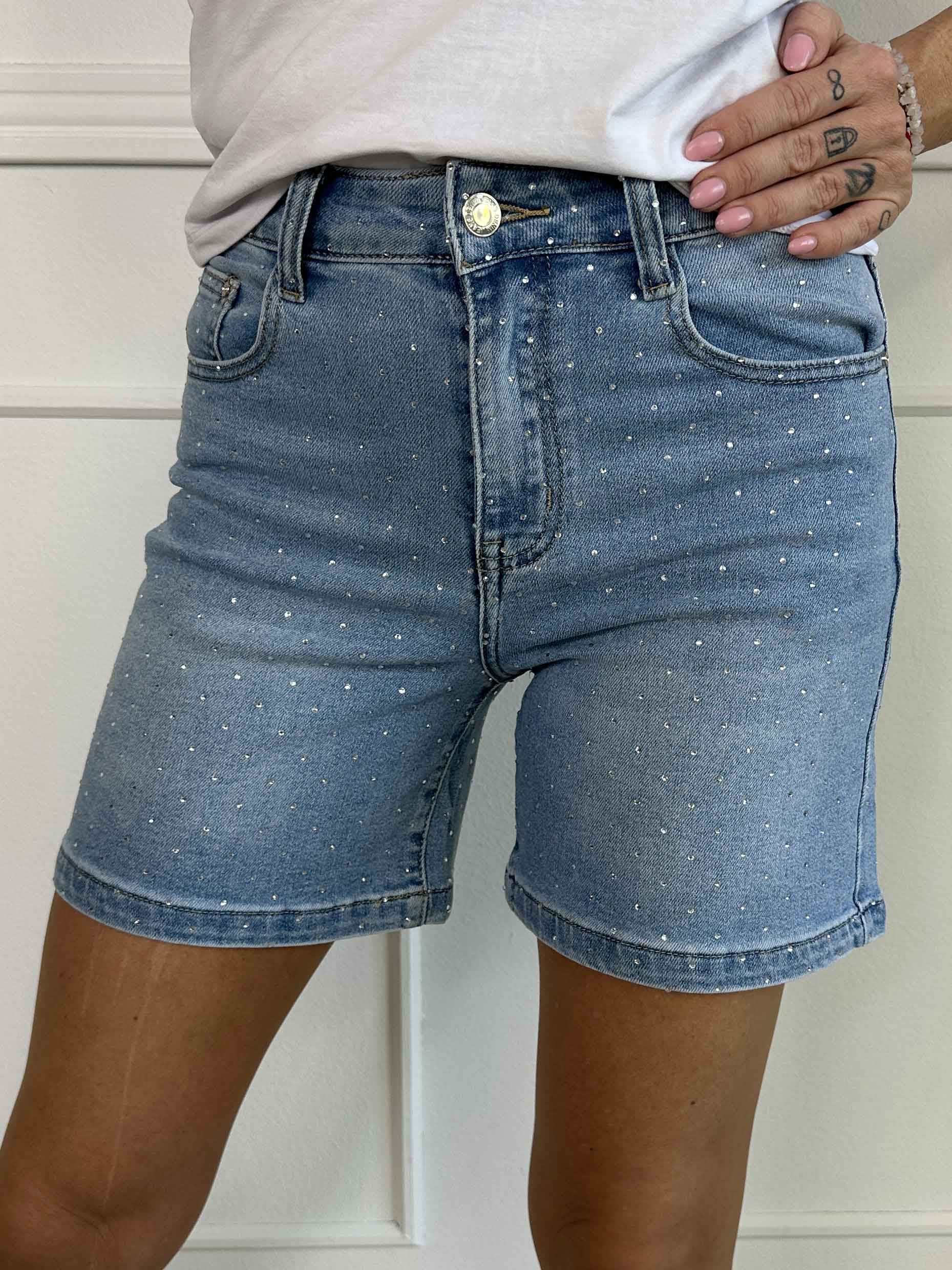Karla - Denimshorts pyntet med similisten